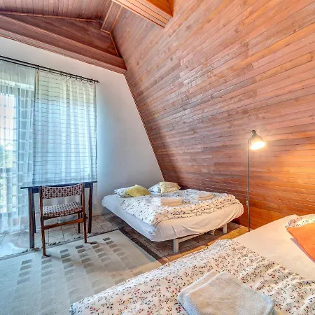 By Interhome * Bierna